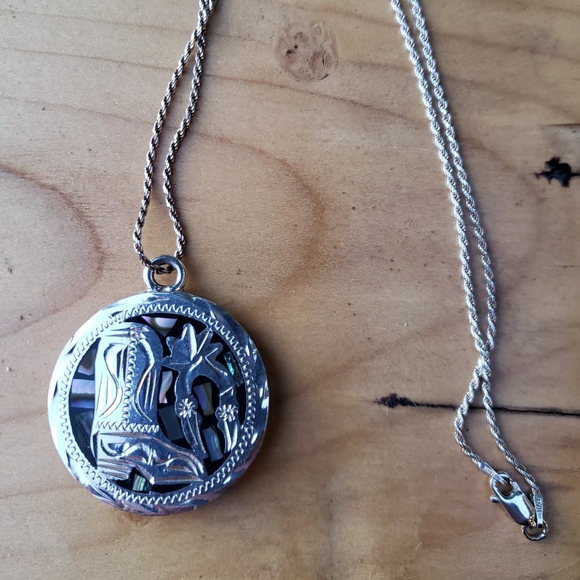 Sterling Silver and Abalone Mexican Vaqueros art necklace from Guadalajara - Picture 5 of 5